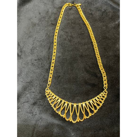 Vintage Joan Rivers Faux Pearl Necklace Double Hearts - Gold & Rhinestone clasp - Picture 7 of 8